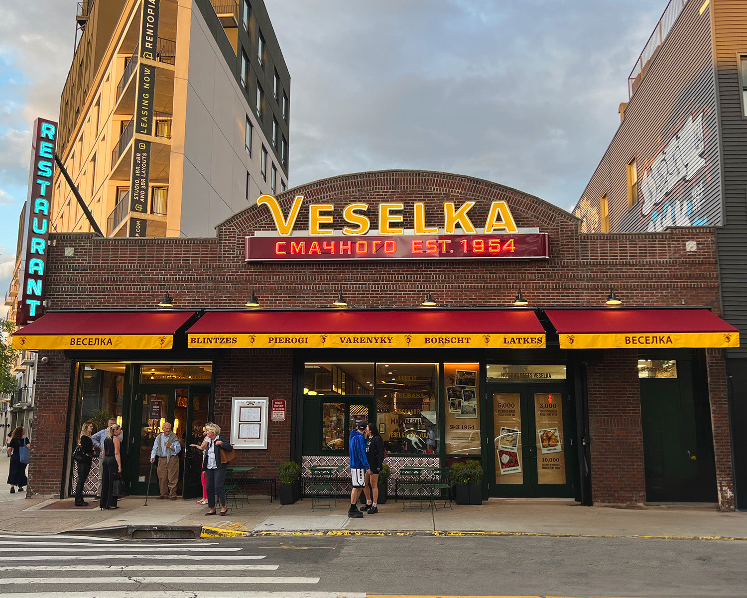 Veselka Williamsburg outdoors